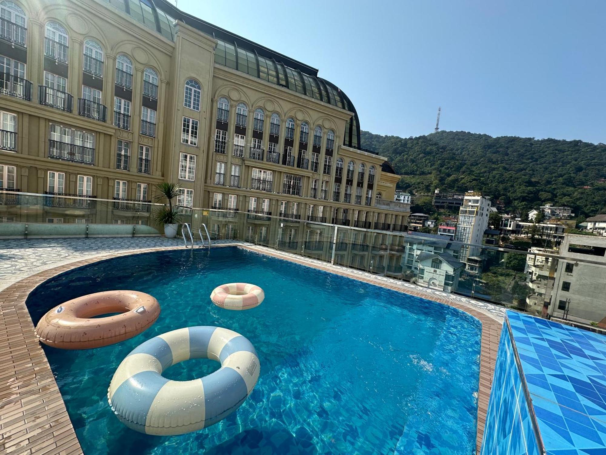 Ngoc Huyen Hotel Tam Ðảo 外观 照片